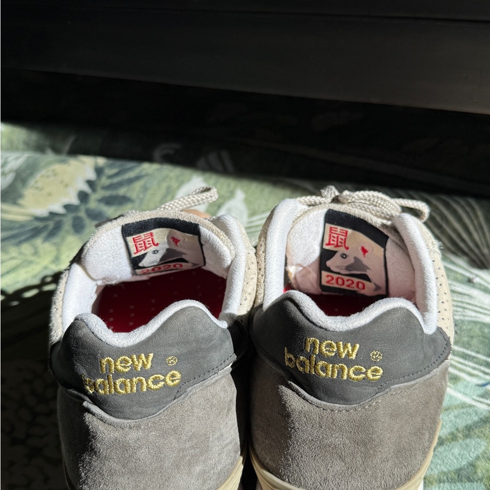 New Balance 670 Tan and Salmon Sneakers - Picture 4 of 5